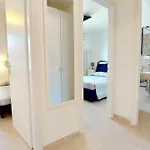 Narcisa Pool Apartment - Lake View Διαμέρισμα *