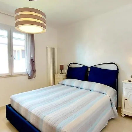 Narcisa Pool Apartment - Lake View ברדולינו